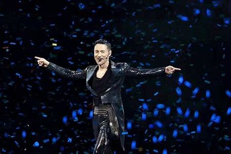 Liu Dehua prepares to hold a concert in Malaysia after a 5-year absence.