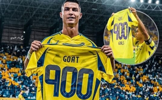 Al-Nassr honored Cristiano Ronaldo with a special tribute for surpassing 900 career goals