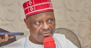 Kwankwaso condemns FG for giving rice to APC supporters