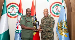 US commander visits Nigerian Defence chief